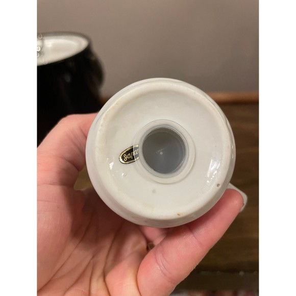 Vintage Holiday Christmas Tree Design Ceramic Salt & Pepper Shakers - Picture 8 of 8